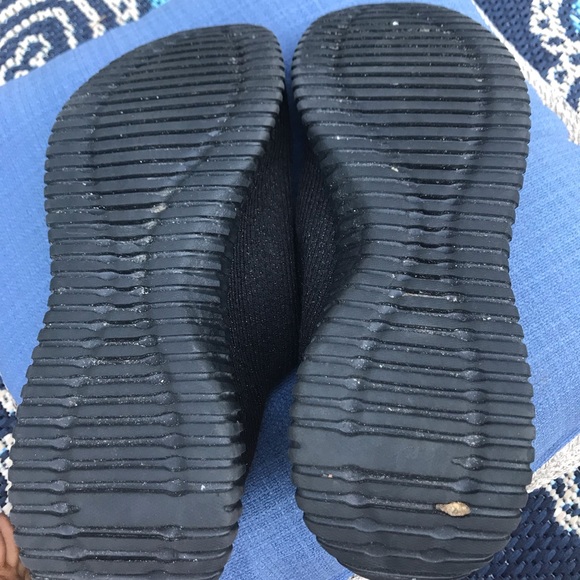 Black sparkly Sketcher Sport Tennis shoes - Picture 3 of 5